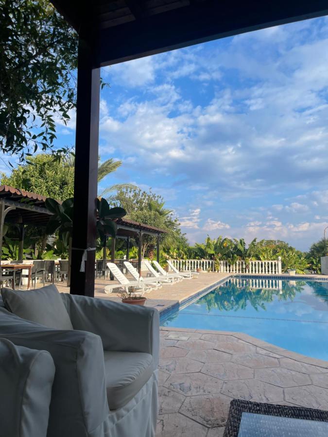 Club Alda Hotel Lapithos  Eksteriør billede