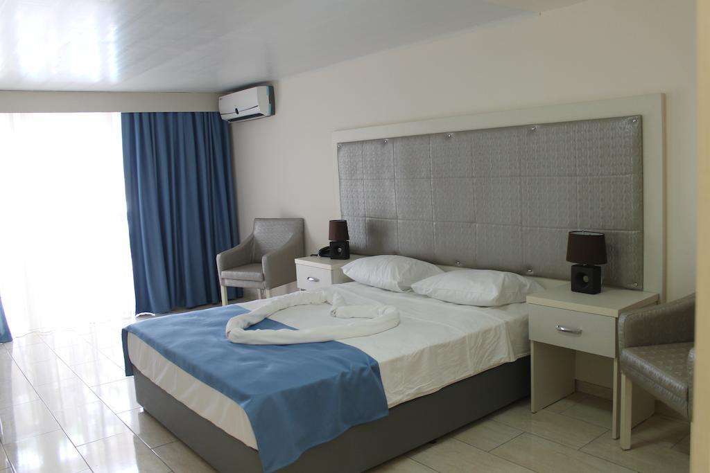 Club Alda Hotel Lapithos  Værelse billede
