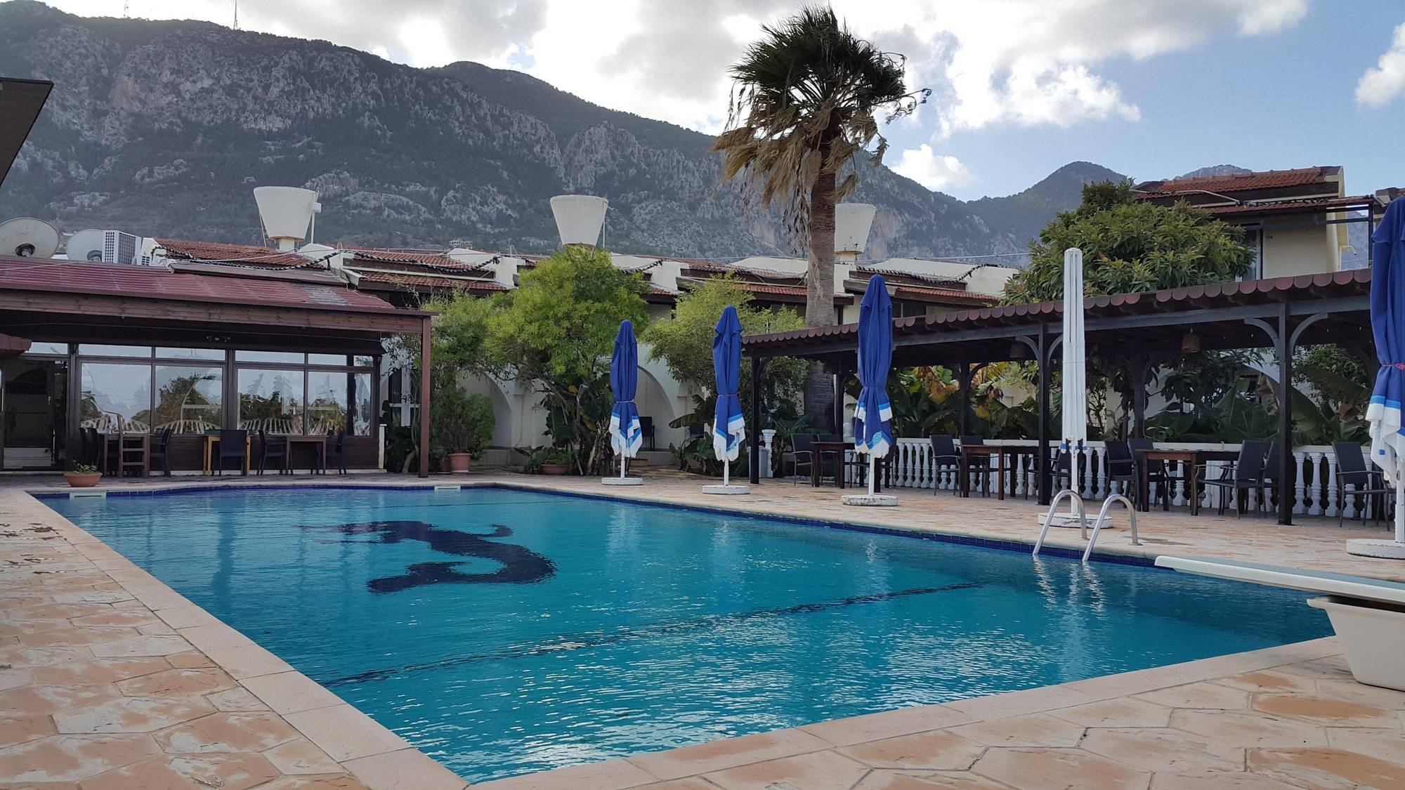 Club Alda Hotel Lapithos  Eksteriør billede