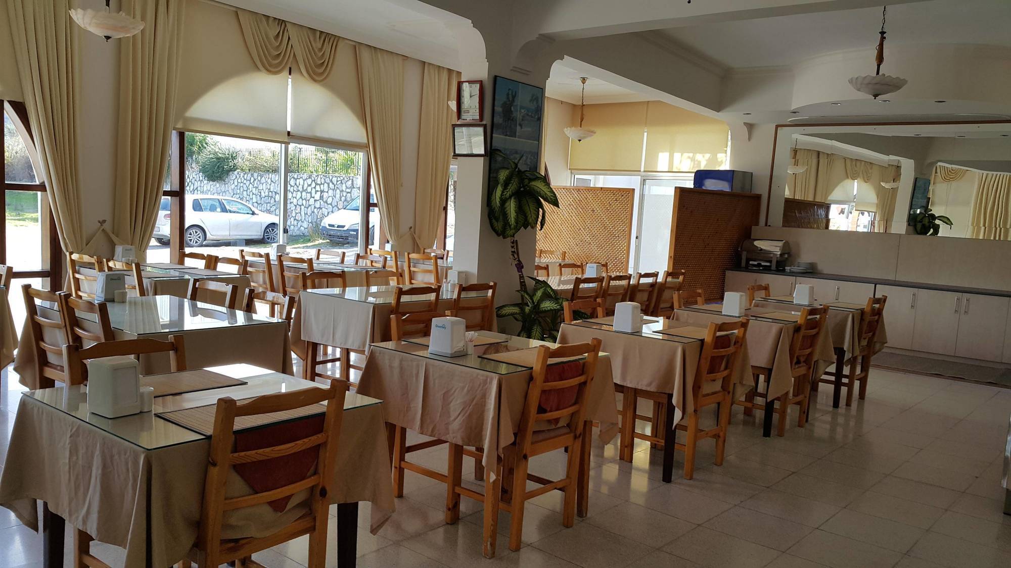 Club Alda Hotel Lapithos  Eksteriør billede